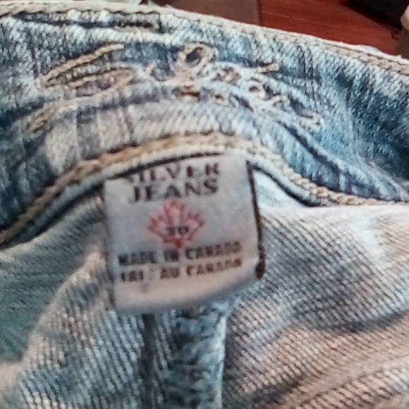 Jeans - Picture 8 of 9